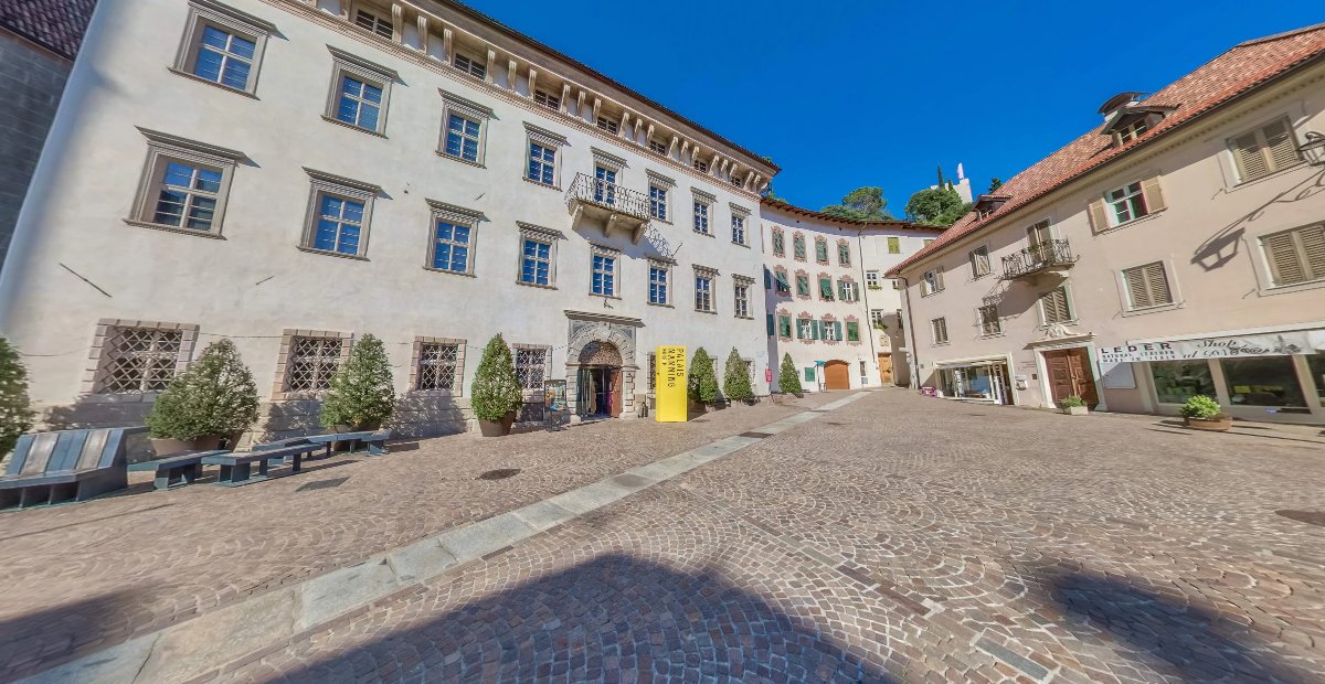 Virtual Merano | Cathedral square (Palais Mamming)